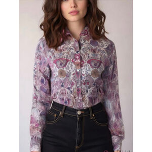 Talbots Women's Button-Up Shirt Size SP White Purple Floral Design Cottagecore